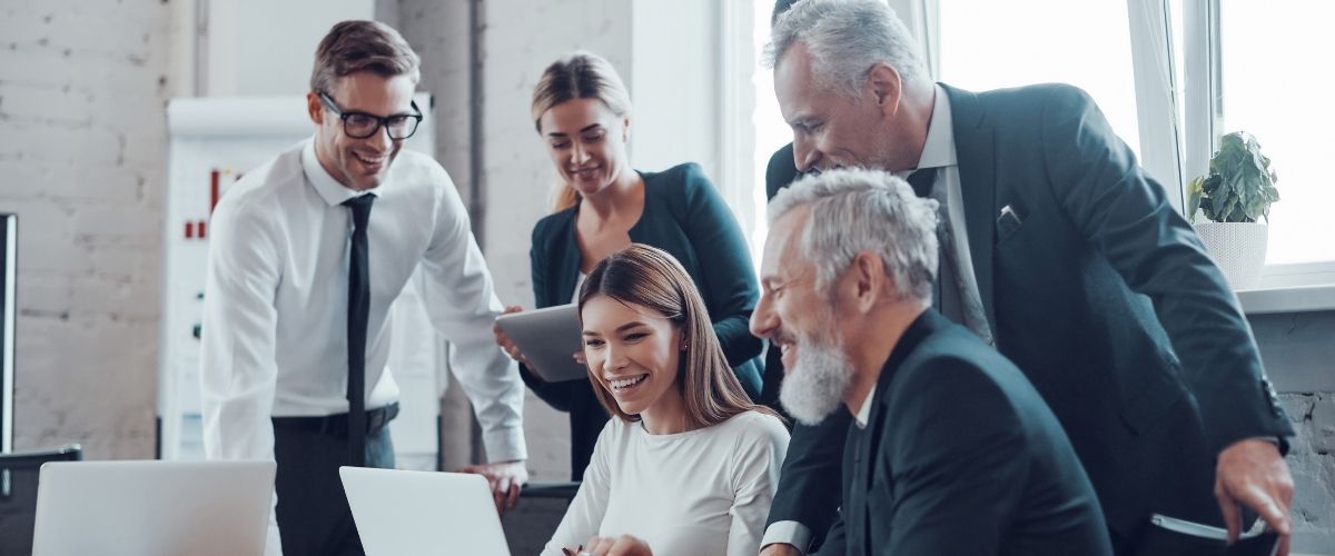 How to Safely Background Check Someone You Met Online